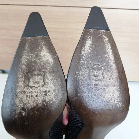 Stuart Weitzman Snake Print Leather Pointed Toe 4" Heels Purple Pink Black 9 - Picture 13 of 16